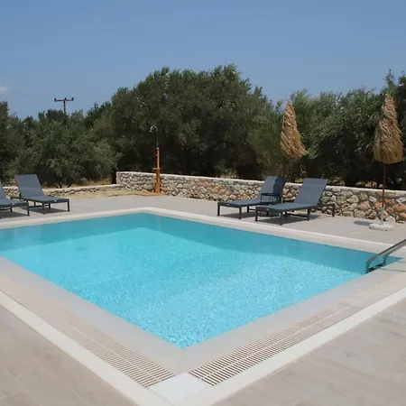 Вилла Liotopos Ликсури