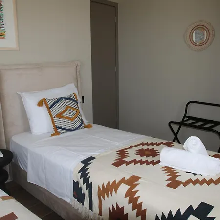 Liotopos * Ликсури