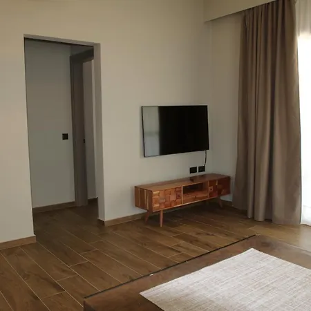 Liotopos Вилла Ликсури