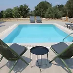 Villa Liotopos